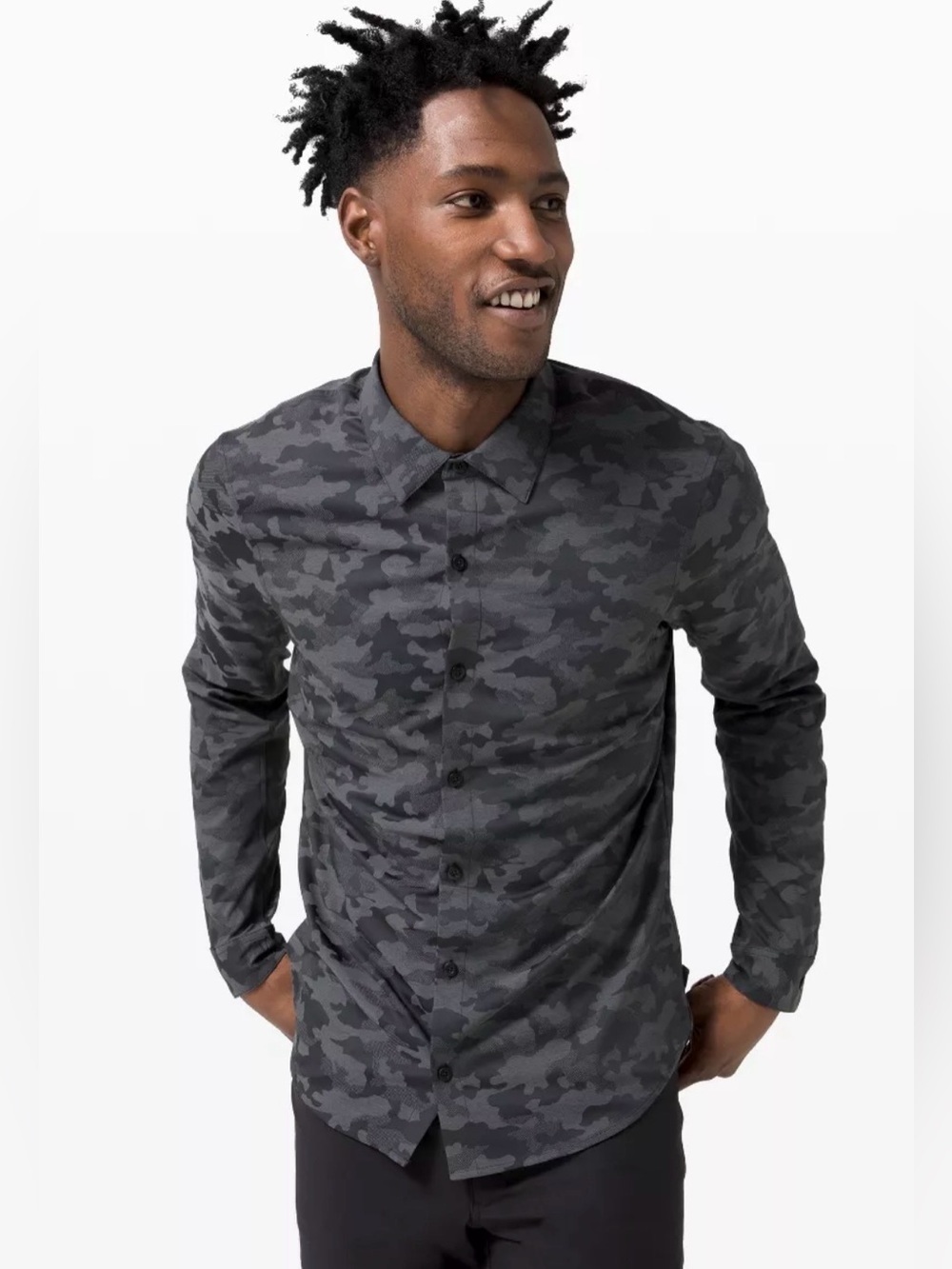 Lululemon Down To The Wore Button Up Shirt Camo , size M
